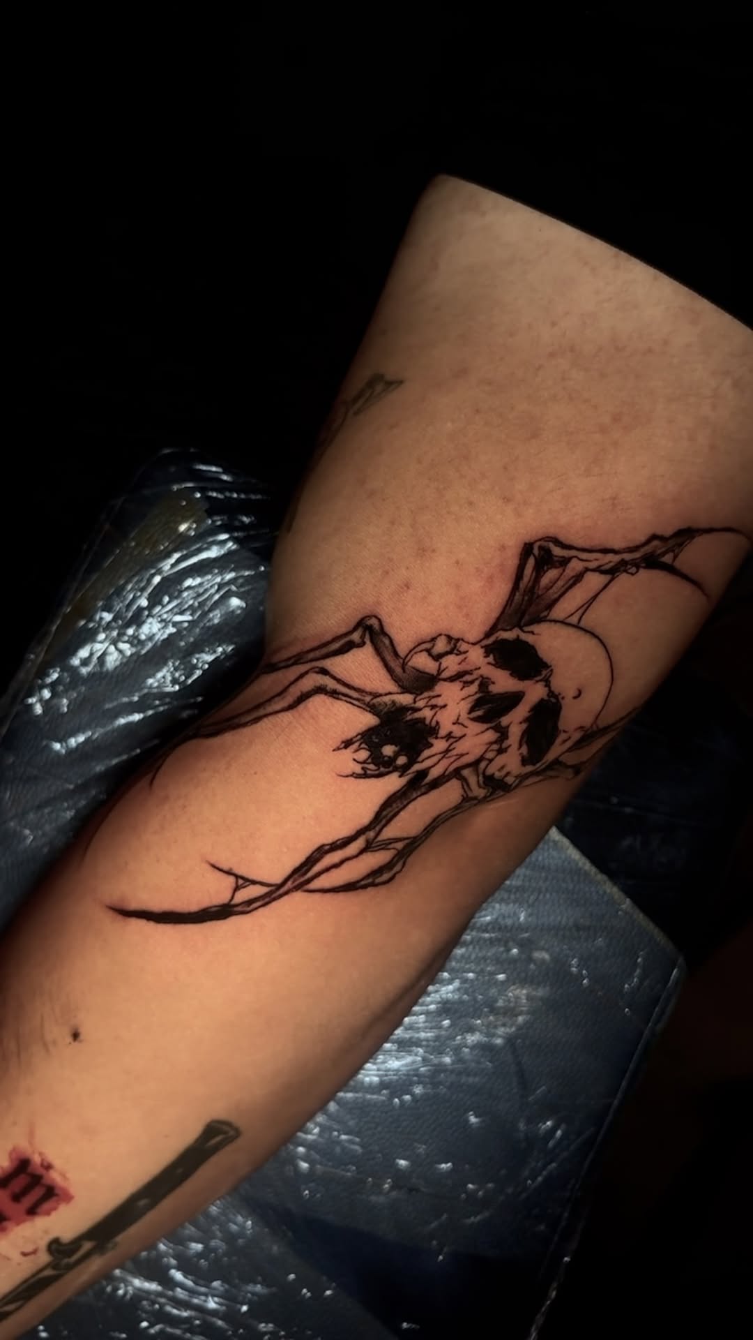 Fine Line Tattoo by Alfredo